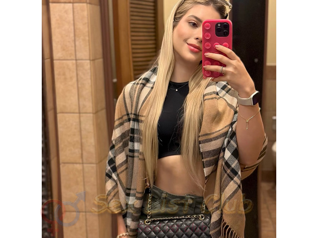 Let me make you the happiest man alive with my juicy pussy 5204634483