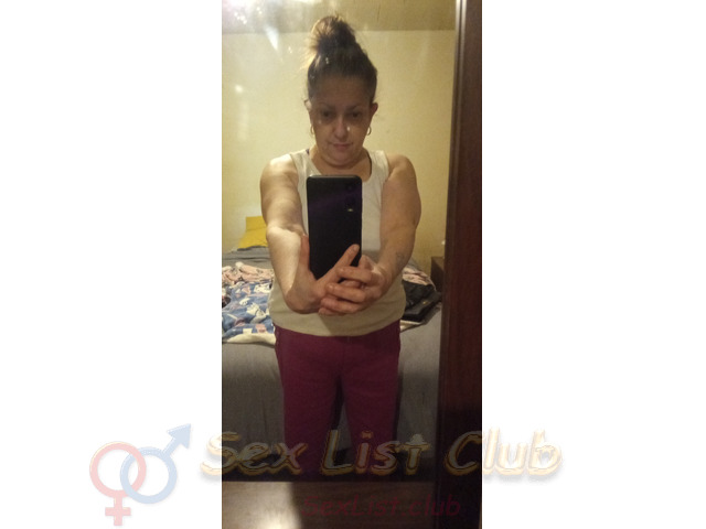 Erotic services and other services are available