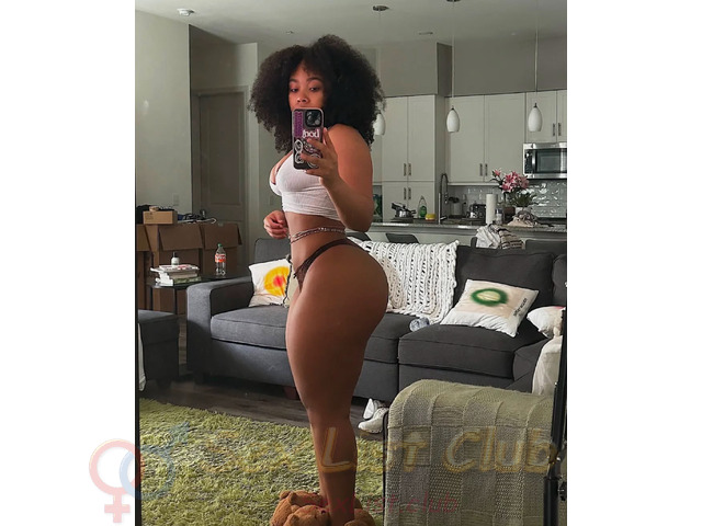 Im open minded and down to hook up massage 9568991020
